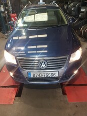 2007 - Volkswagen Passat Manual