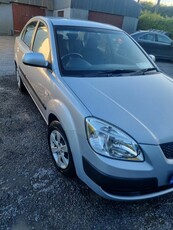 2008 - Kia Rio Manual