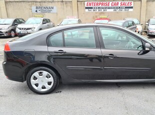 2008 - Renault Laguna Manual