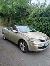 2008 - Renault Megane Manual