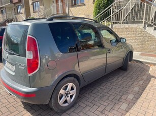 2008 - Skoda Roomster Manual