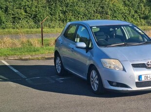 2008 - Toyota Auris ---