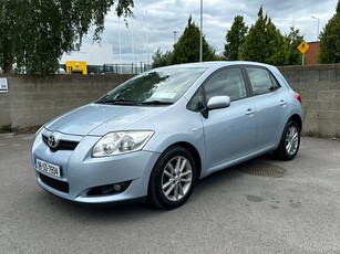 2008 - Toyota Auris Manual