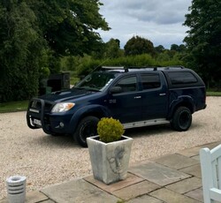 2008 - Toyota Hilux Manual