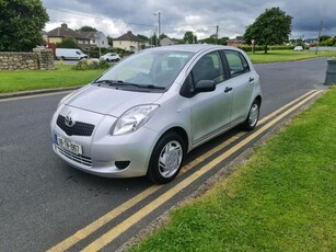 2008 - Toyota Yaris Manual