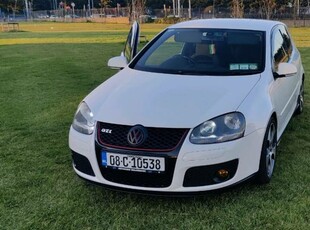 2008 - Volkswagen Golf Manual