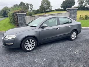 2008 - Volkswagen Passat ---