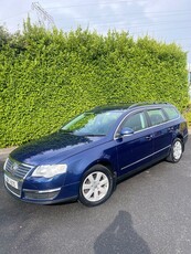 2008 - Volkswagen Passat ---