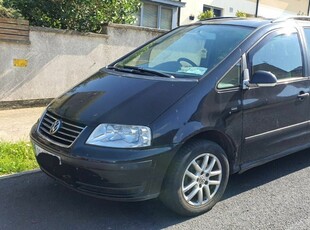 2008 - Volkswagen Sharan ---