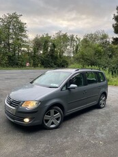 2008 - Volkswagen Touran Manual