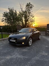 2009 - Audi TT ---