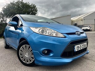 2009 - Ford Fiesta Manual