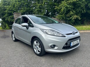 2009 - Ford Fiesta Manual