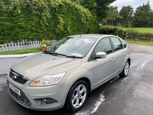 2009 - Ford Focus Manual