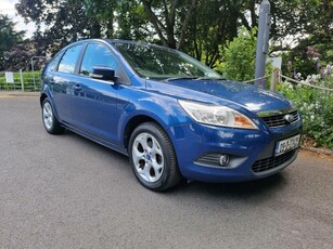 2009 - Ford Focus Manual