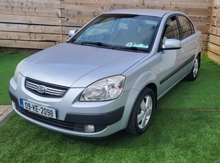 2009 - Kia Rio Manual