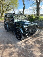 2009 - Land Rover Defender Manual