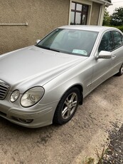 2009 - Mercedes-Benz E-Class Automatic