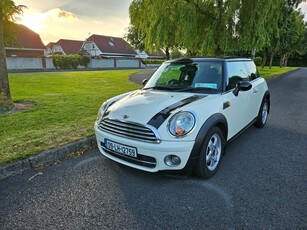 2009 - Mini Cooper ---