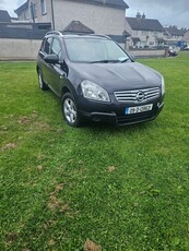 2009 - Nissan Qashqai+2 Manual