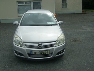 2009 - Opel Astra Manual