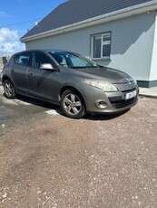 2009 - Renault Megane Manual