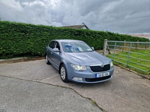 2009 - Skoda Superb Manual