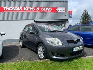 2009 - Toyota Auris Manual