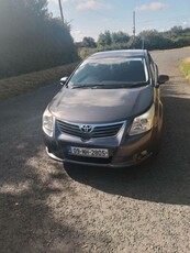 2009 - Toyota Avensis ---