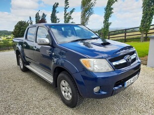 2009 - Toyota Hilux Manual