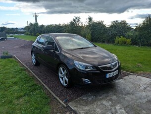 2009 - Vauxhall Astra ---