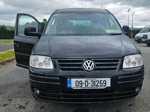 2009 - Volkswagen Caddy ---