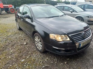 2009 - Volkswagen Passat ---