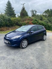 2010 - Ford Fiesta ---