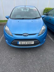 2010 - Ford Fiesta ---