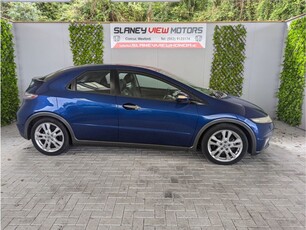 2010 - Honda Civic Manual