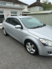 2010 - Kia Ceed ---