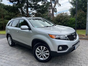 2010 - Kia Sorento Manual