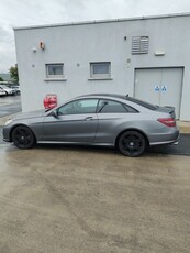 2010 - Mercedes-Benz E-Class Automatic