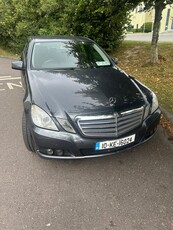 2010 - Mercedes-Benz E-Class Automatic