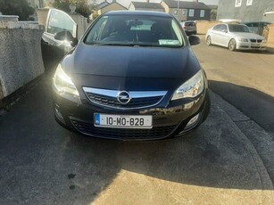 2010 - Opel Astra Manual