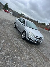 2010 - Opel Astra Manual