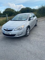 2010 - Opel Astra Manual