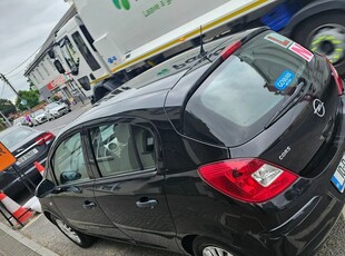 2010 - Opel Corsa Manual