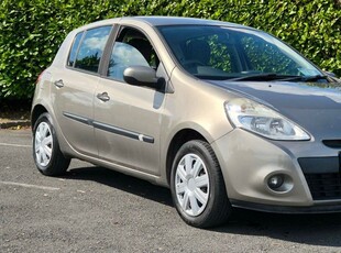 2010 - Renault Clio Manual