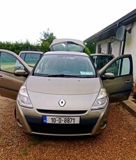 2010 - Renault Clio Manual