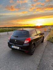 2010 - Renault Clio Manual