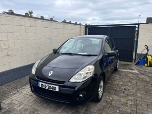 2010 - Renault Clio Manual