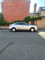 2010 - Renault Fluence Manual