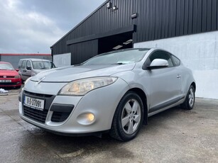 2010 - Renault Megane Manual